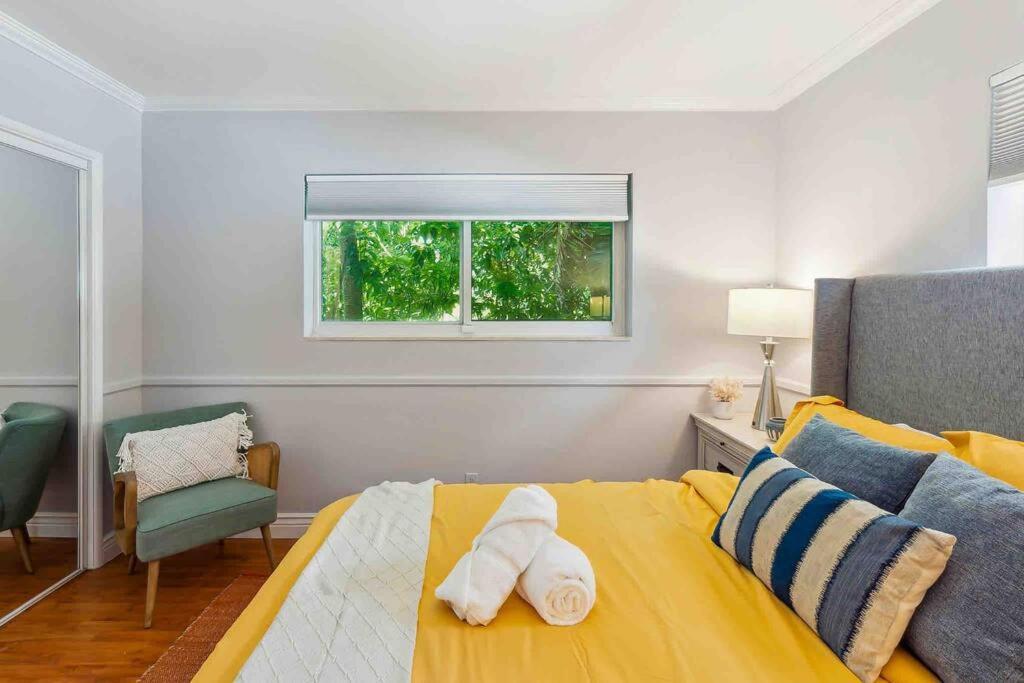 Private Oasis With Pool Near Beaches, Dining & Las Olas Форт Лодърдейл Екстериор снимка