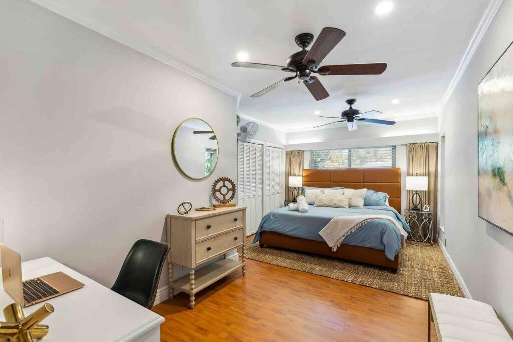 Private Oasis With Pool Near Beaches, Dining & Las Olas Форт Лодърдейл Екстериор снимка